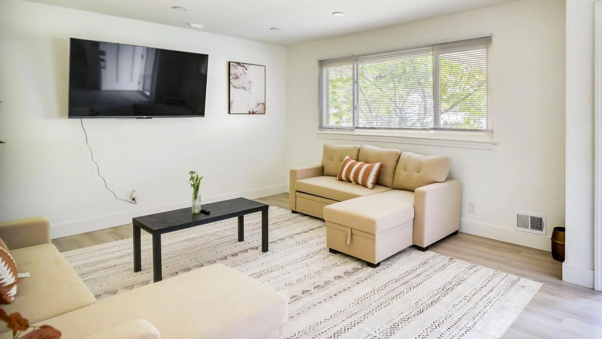Feriehus Pet-Friendly Norfolk Retreat About 7 Mi To Beach! Virginia Beach
